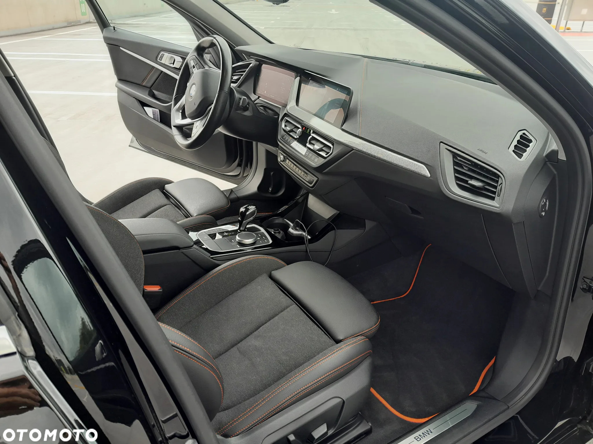 BMW Seria 1 118i Sport Line - 38