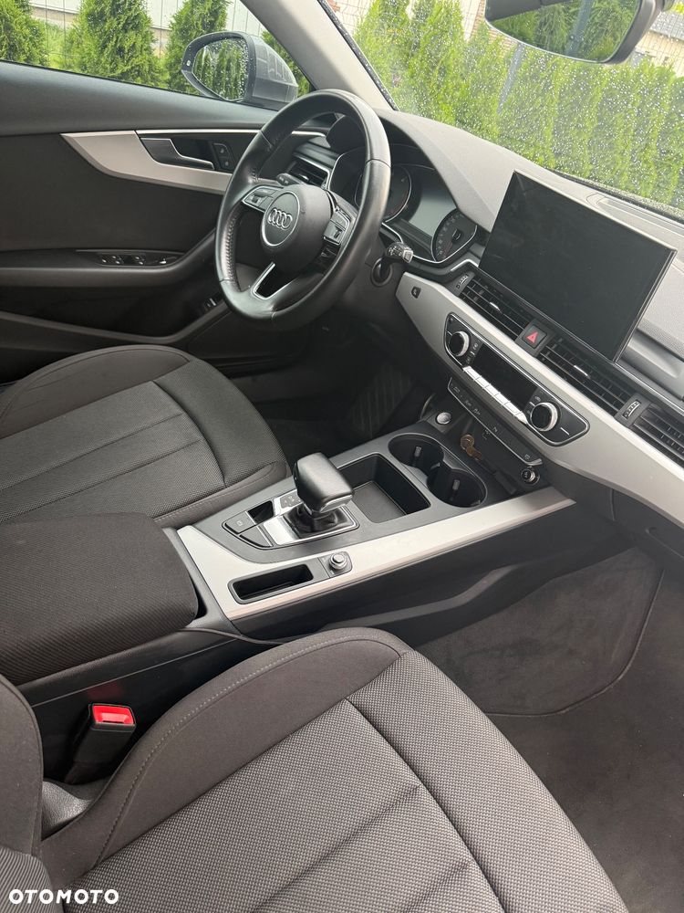 Audi A4 Avant 30 TDI S tronic - 11