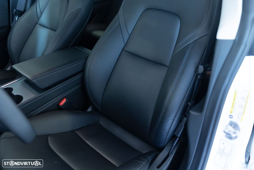 Tesla Model 3 Standard RWD Plus - 27