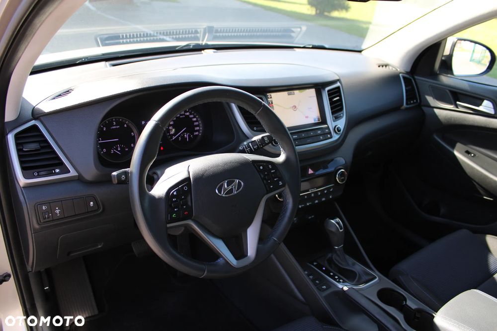 Hyundai Tucson 1.7 CRDI BlueDrive Comfort 2WD DCT - 20