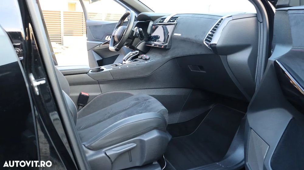 DS Automobiles DS 7 Crossback 1.6 PHeV AWD 300 EAT8 PERFORMANCE LINE + - 15