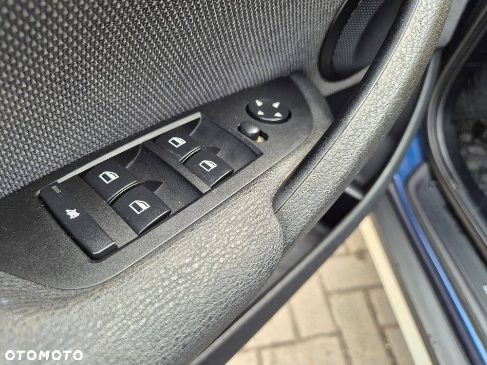 BMW X1 xDrive20d - 34