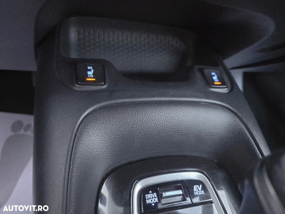 Toyota Corolla 1.8 Business Edition - 31