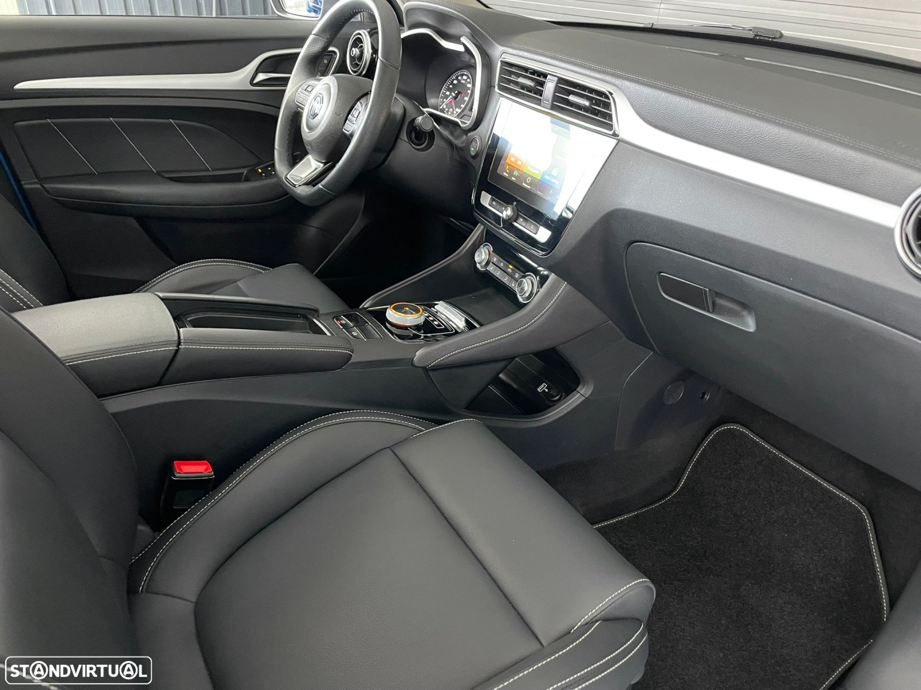 MG ZS EV 44.5 kWh Luxury - 12