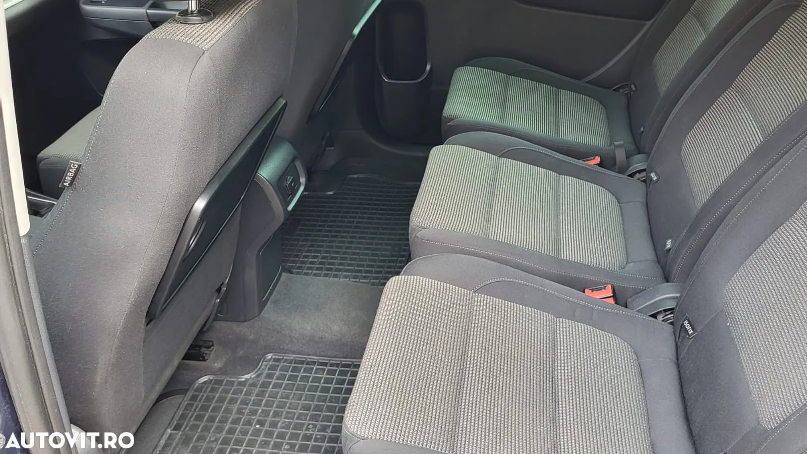 Volkswagen Sharan - 7