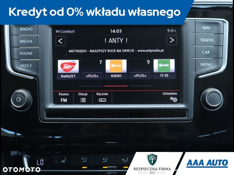 Volkswagen Passat - 13