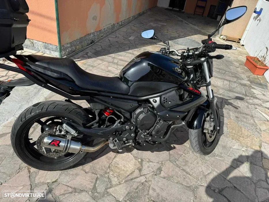 Yamaha XJ - 8