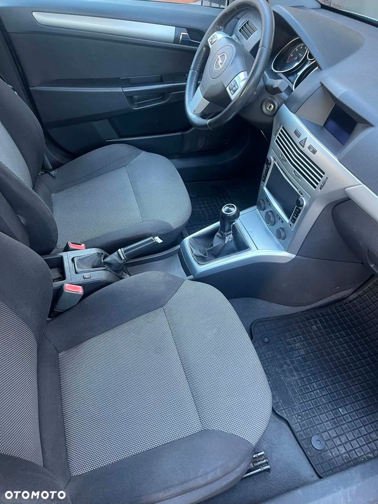 Opel Astra 1.6 - 13