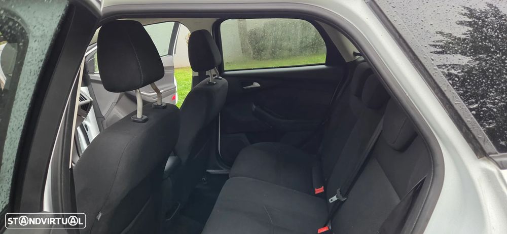 Ford Focus SW 1.5 TDCi Titanium ECOnetic - 17