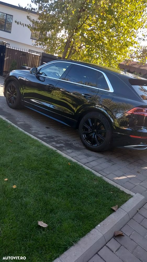 Audi Q8 60 TFSIe quattro tiptronic - 3