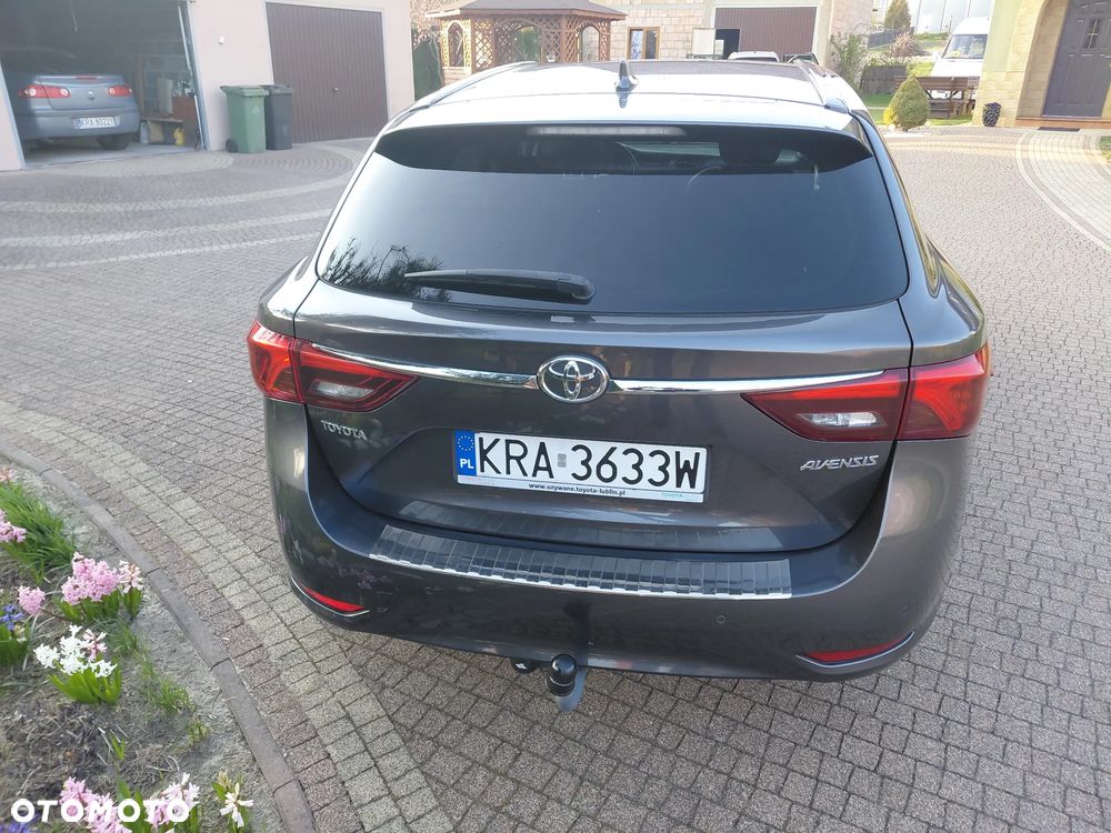 Toyota Avensis 1.8 Prestige - 6