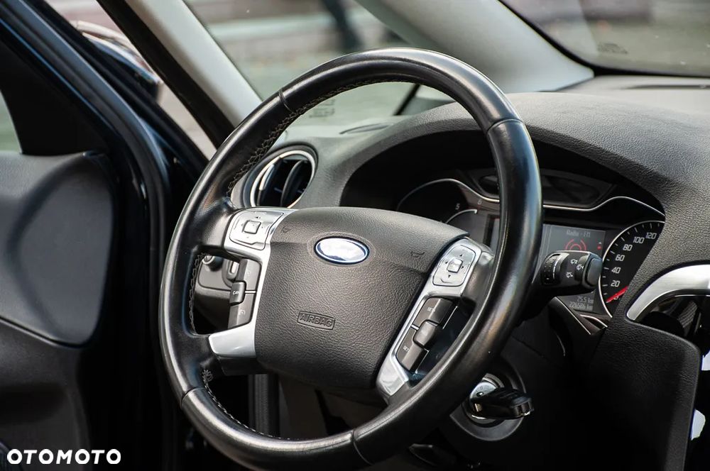 Ford S-Max 2.0 TDCi Titanium - 26