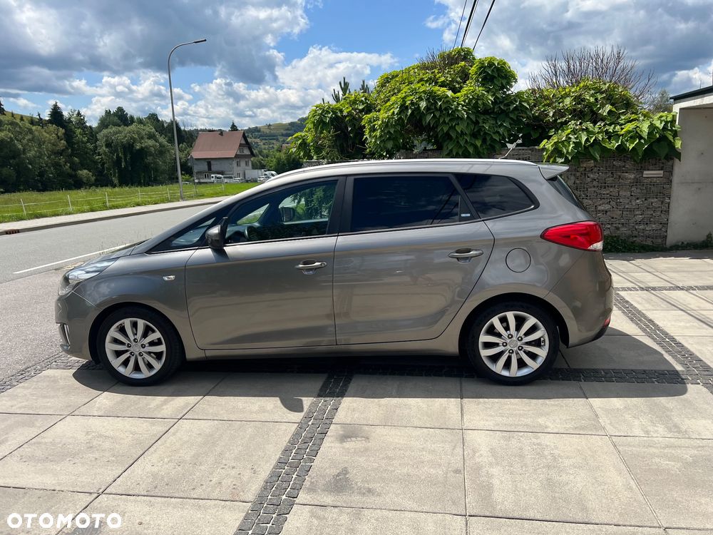 Kia Carens 1.7 CRDi 141 Dream Team Edition - 8