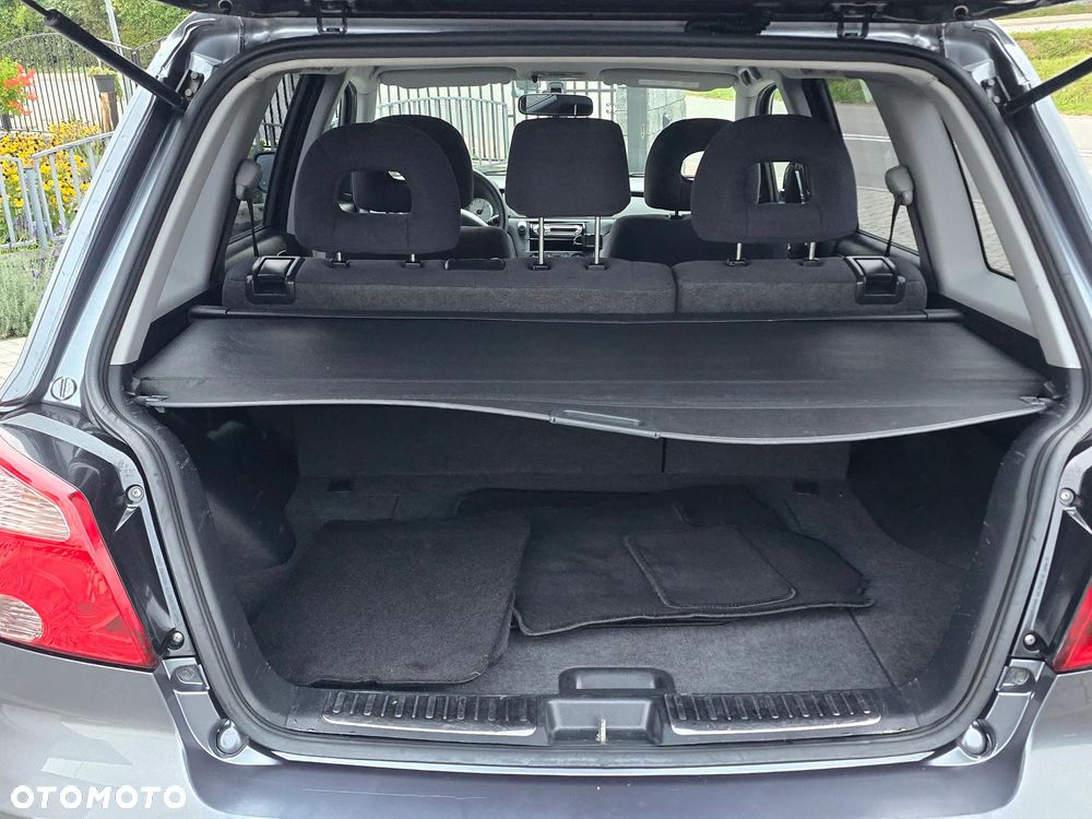 Mitsubishi Outlander 2.0 2WD Invite - 19