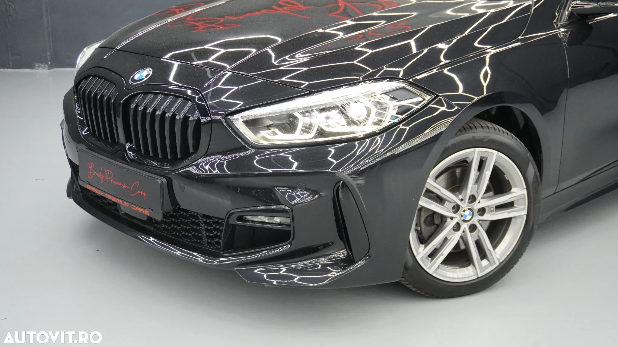 BMW Seria 1 118i Aut. M Sport - 2