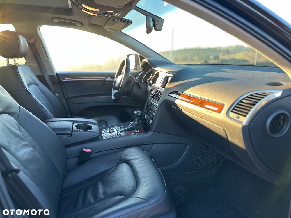 Audi Q7 - 8