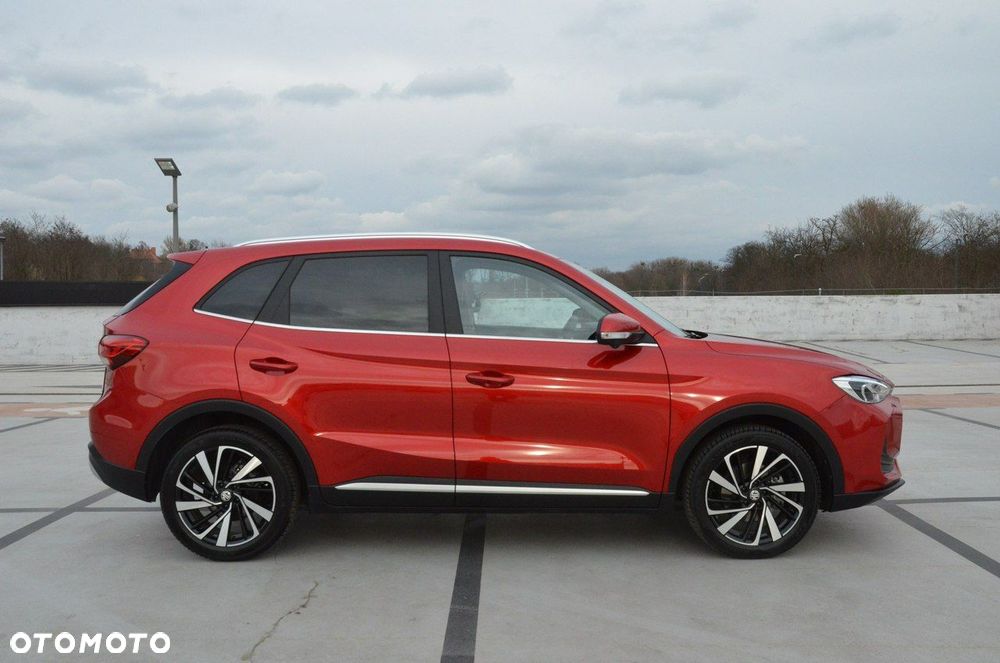 MG ZS 1.5 HEV+ Exclusive - 10