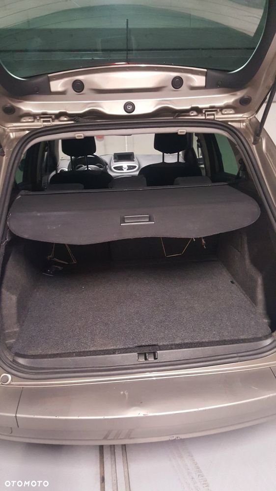 Renault Clio 1.5 dCi Authentique - 5
