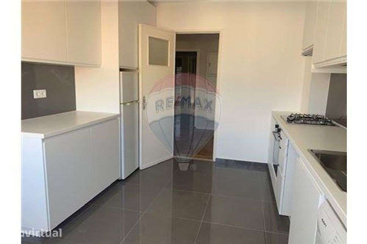 Apartamento T2 para arrendamento - Grande imagem: 2/23