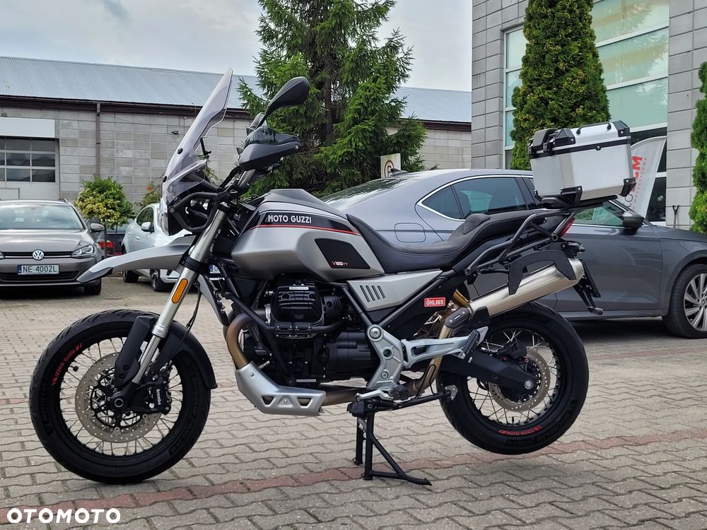 Moto Guzzi V85 - 32