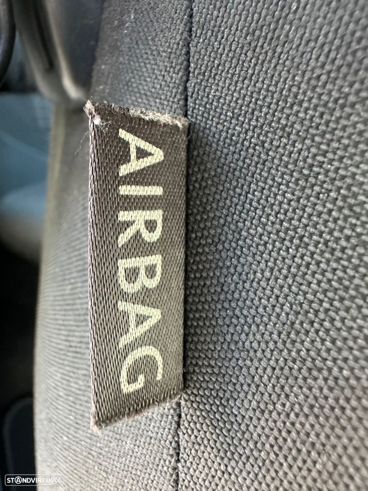 VW Polo 1.4 TDi BlueMotion - 25