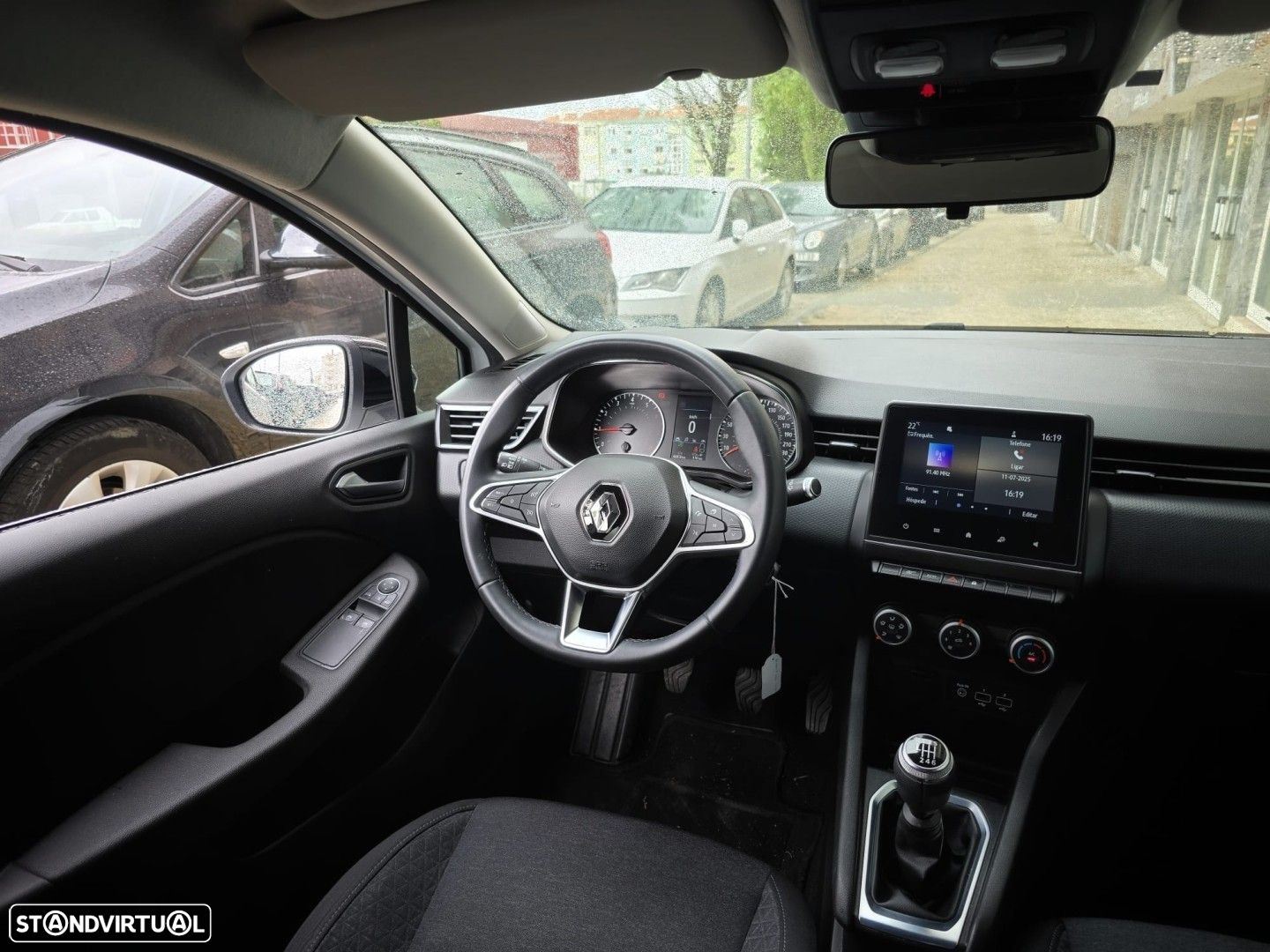 Renault Clio 1.0 TCe Evolution - 17