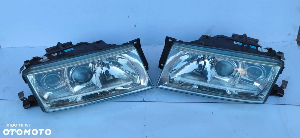 Lampy przednie Skoda Octavia I Xenon lewa prawa komplet ksenon LIFT Europa - 1