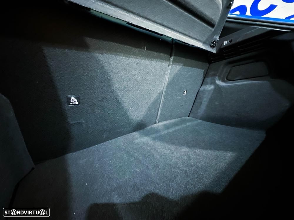 Peugeot 208 1.2 Hybrid Allure e-DCS6 - 52