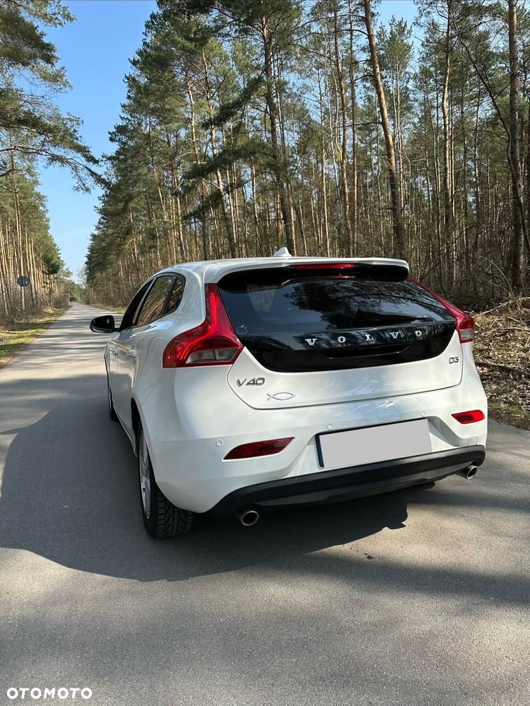 Volvo V40 D3 Kinetic - 6