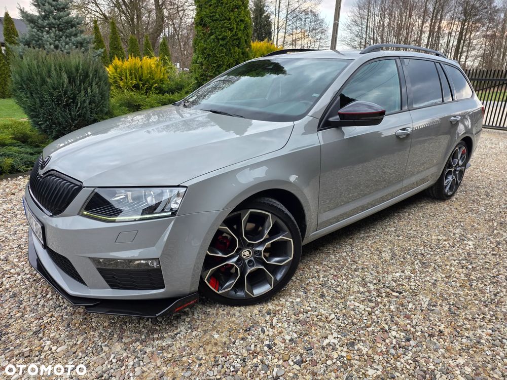 Skoda Octavia 2.0 TDI DSG RS - 2