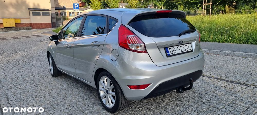 Ford Fiesta - 2