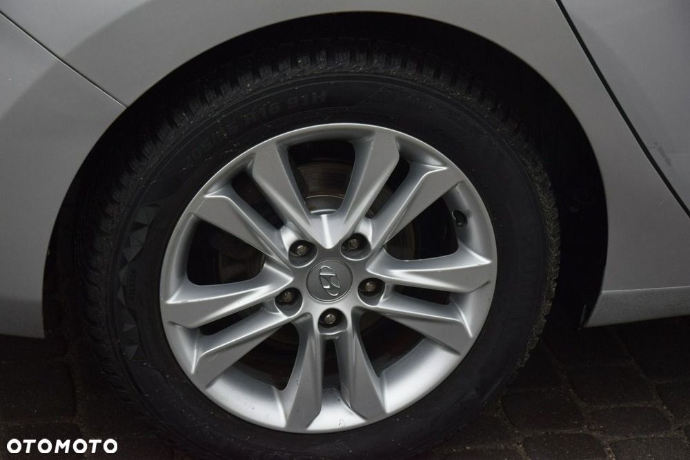 Hyundai i30 1.6 CRDi Fifa World Cup Edition - 12