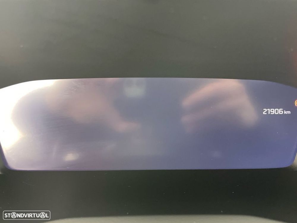 Peugeot 2008 1.2 Hybrid Allure e-DCS6 - 9