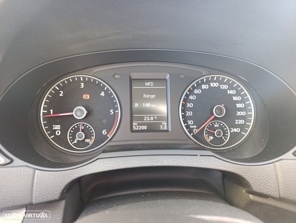 VW Sharan 2.0 TDI Confortline DSG - 17