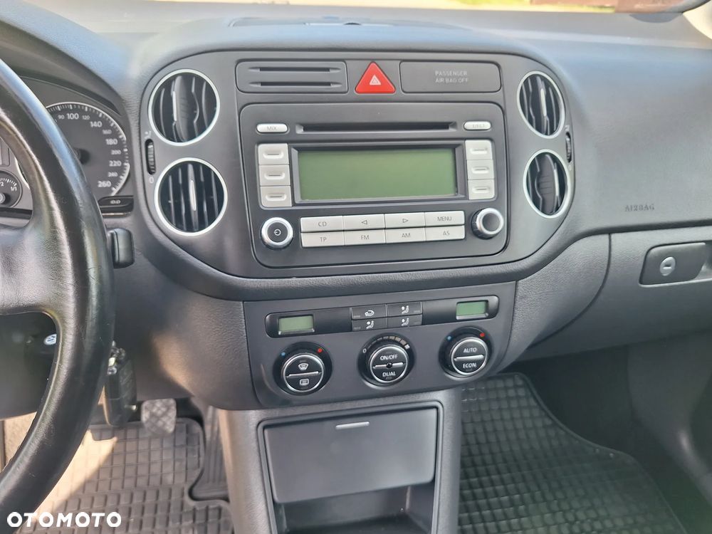Volkswagen Golf Plus - 19