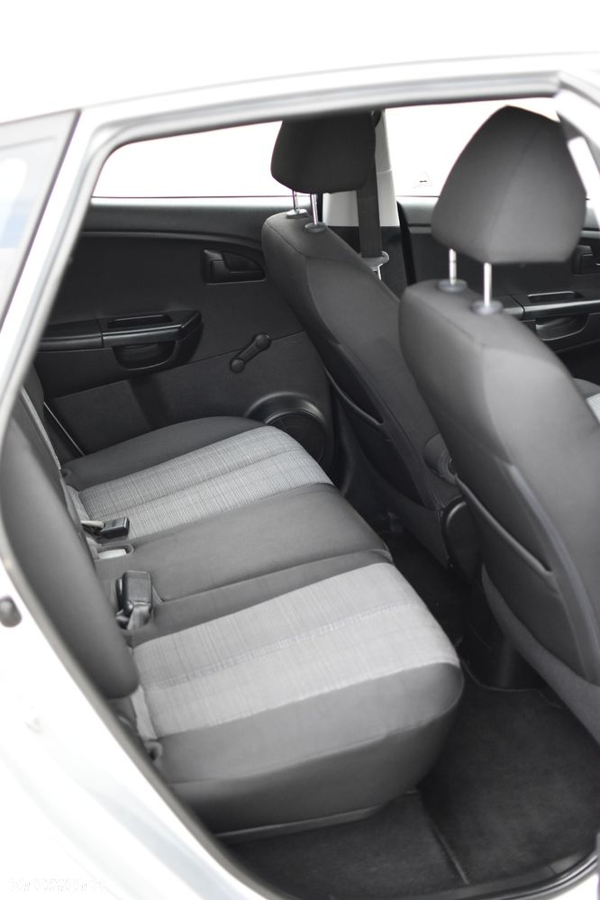 Kia Venga 1.4 L - 32