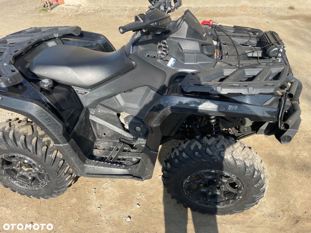 Can-Am Outlander - 2