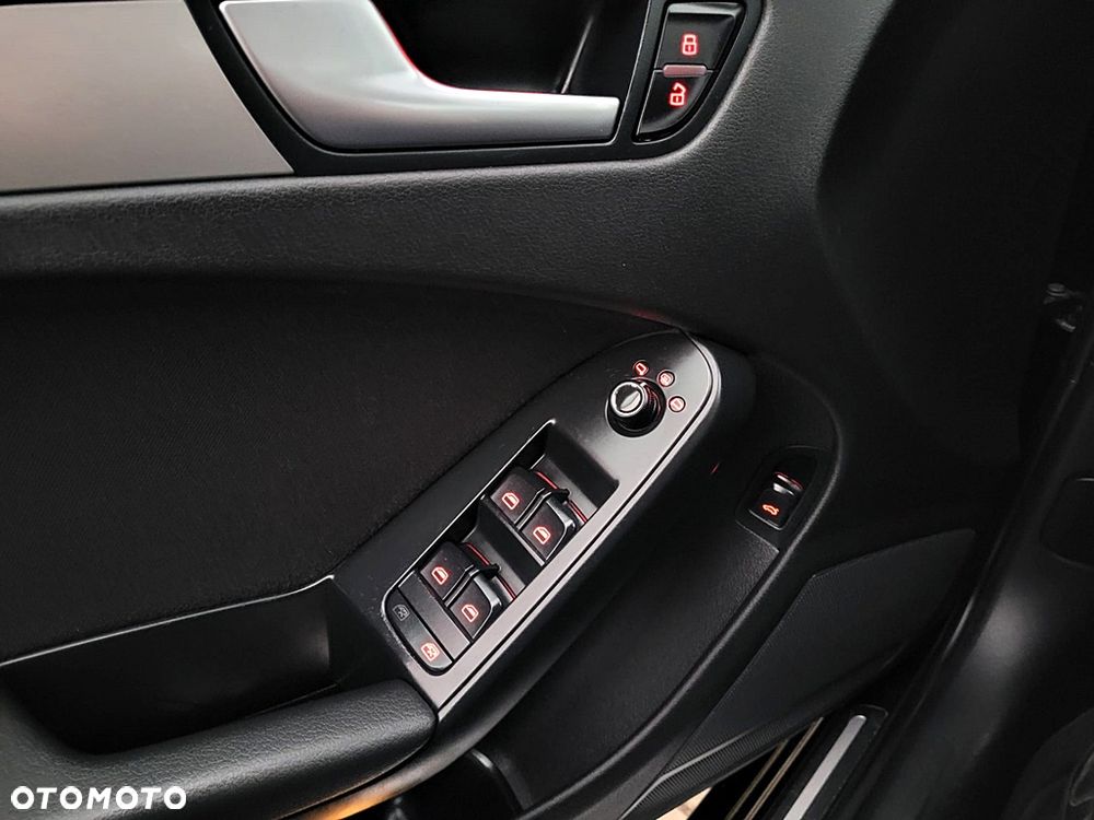 Audi A4 Limousine 2.0 TDI DPF Ambiente - 21