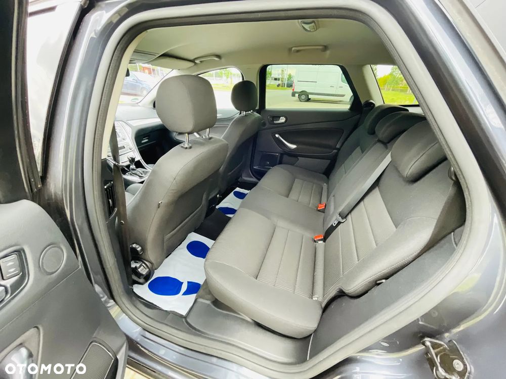 Ford Mondeo 2.0 TDCi Viva Titanium - 11