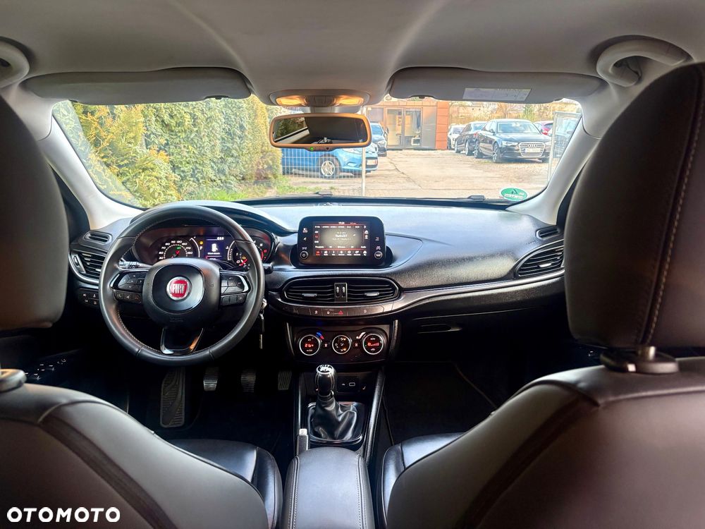 Fiat Tipo 1.4 T-Jet 16v S-Design - 9