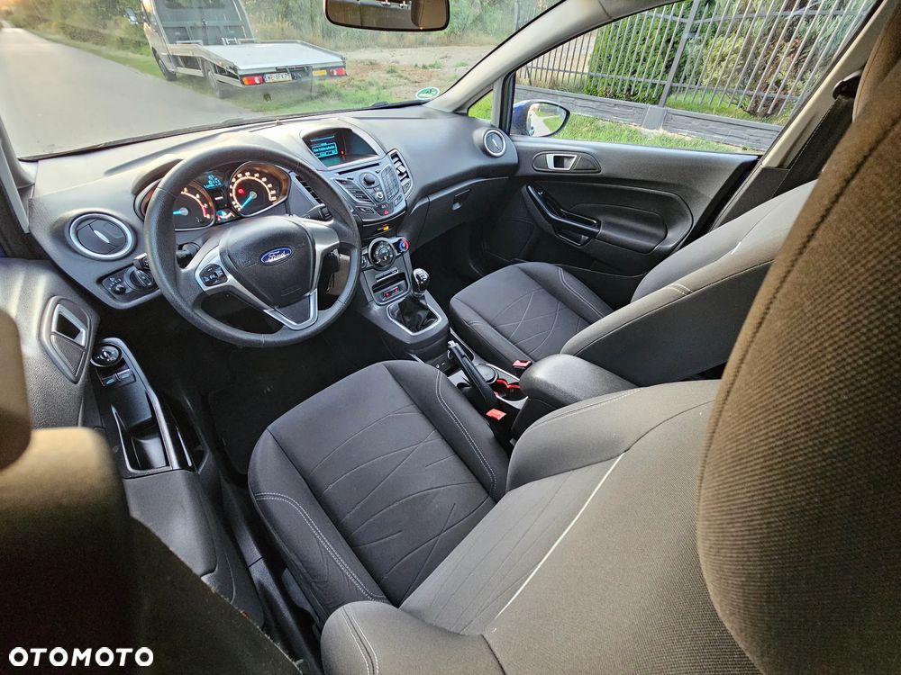 Ford Fiesta 1.25 Titanium EU5 - 13