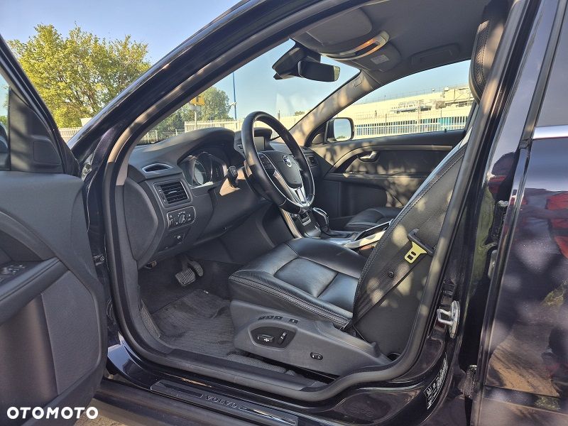 Volvo XC 70 D4 AWD Summum - 4