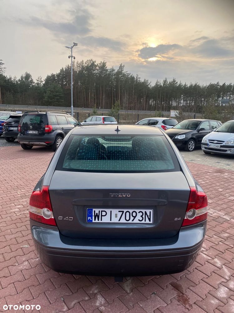 Volvo S40 2.4 Summum - 17