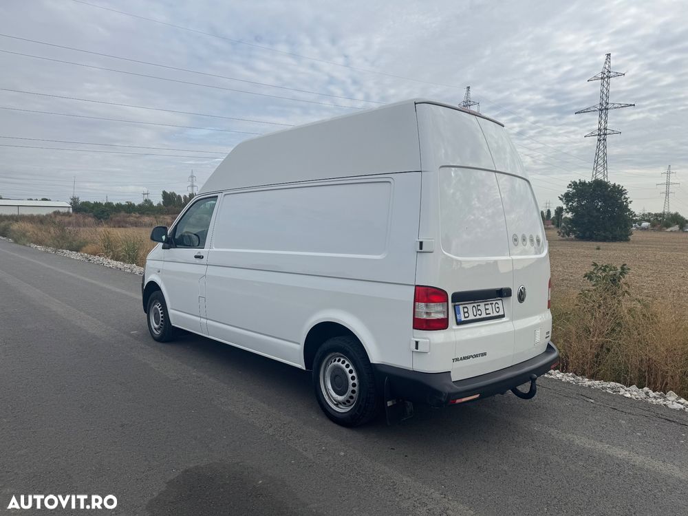 Volkswagen Transporter - 11