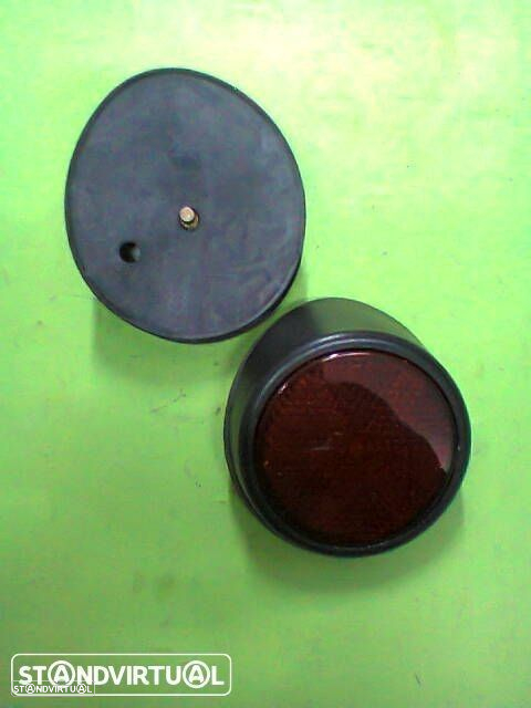 Refletores de trás mitsubishi l200 K74 strakar (novos) - 2
