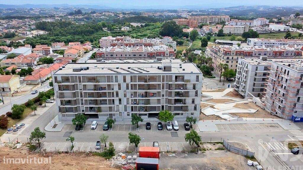 Apartamento T2 em Oliveira do Douro de 81,00 m2 - Grande imagem: 4/16