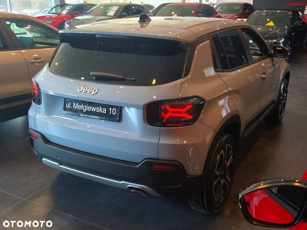 Jeep Avenger 1.2 T3 mHEV Summit FWD eDCT6 - 7