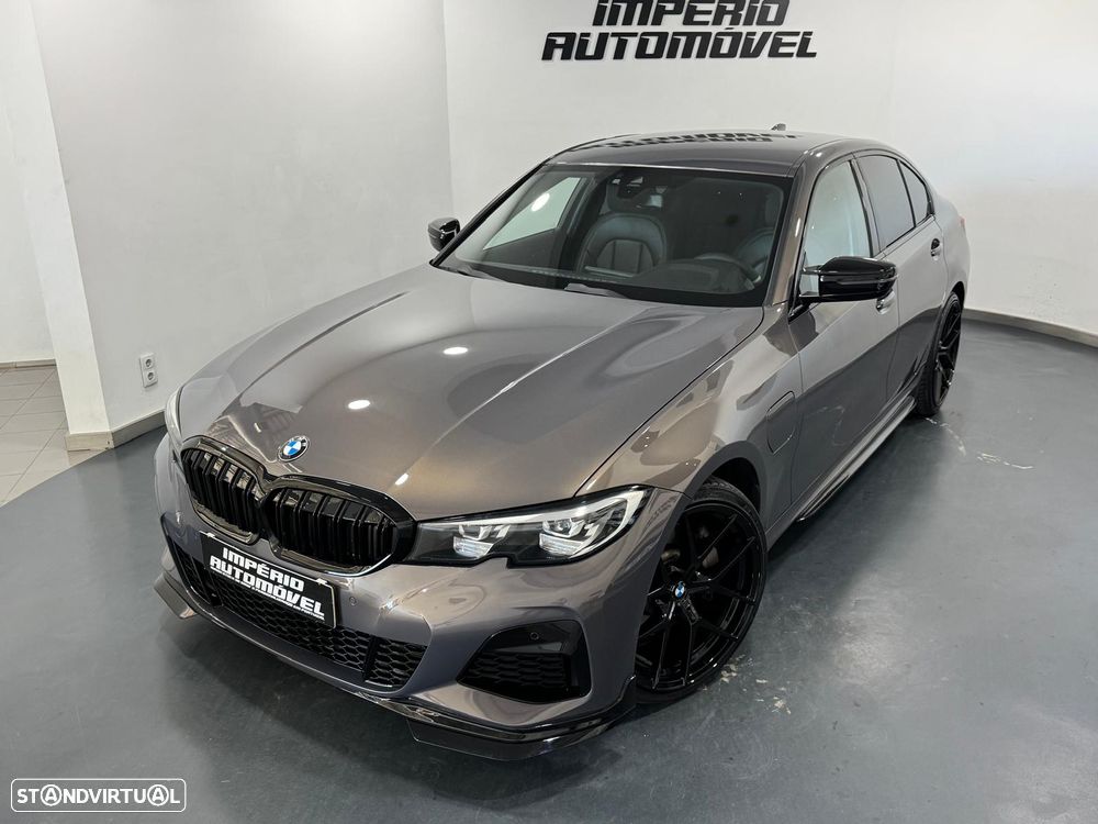 BMW 330 e Pack M Auto - 1