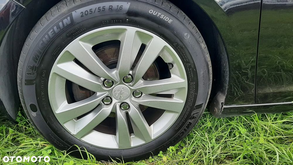 Peugeot 308 1.6 BlueHDi Active S&S - 32