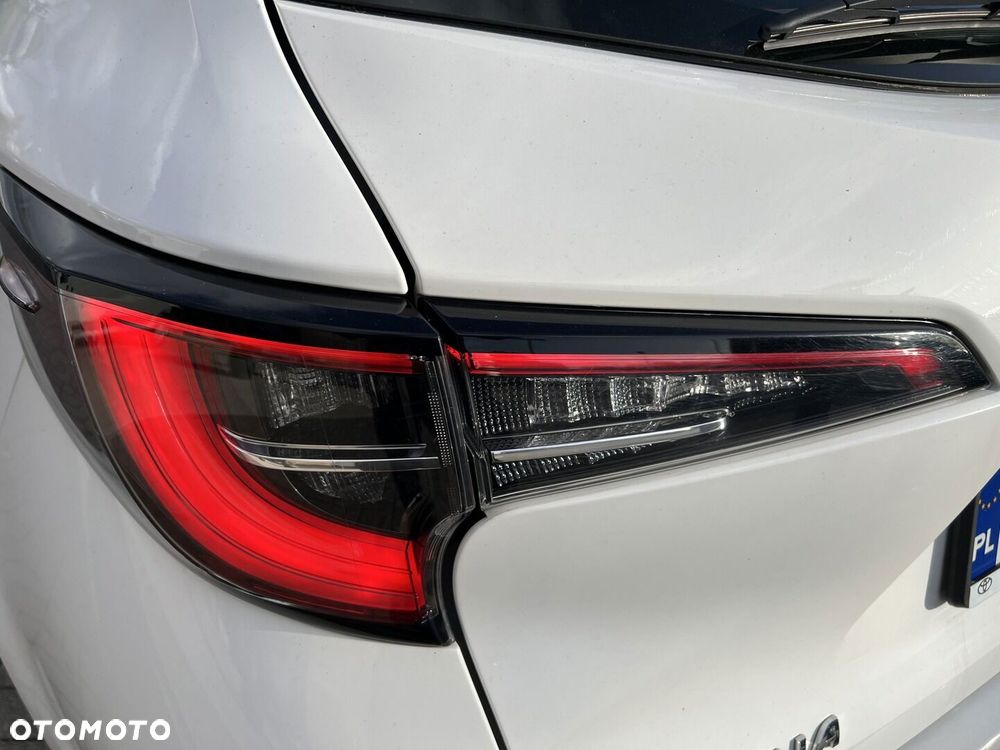 Toyota Corolla 1.8 Hybrid Comfort - 29